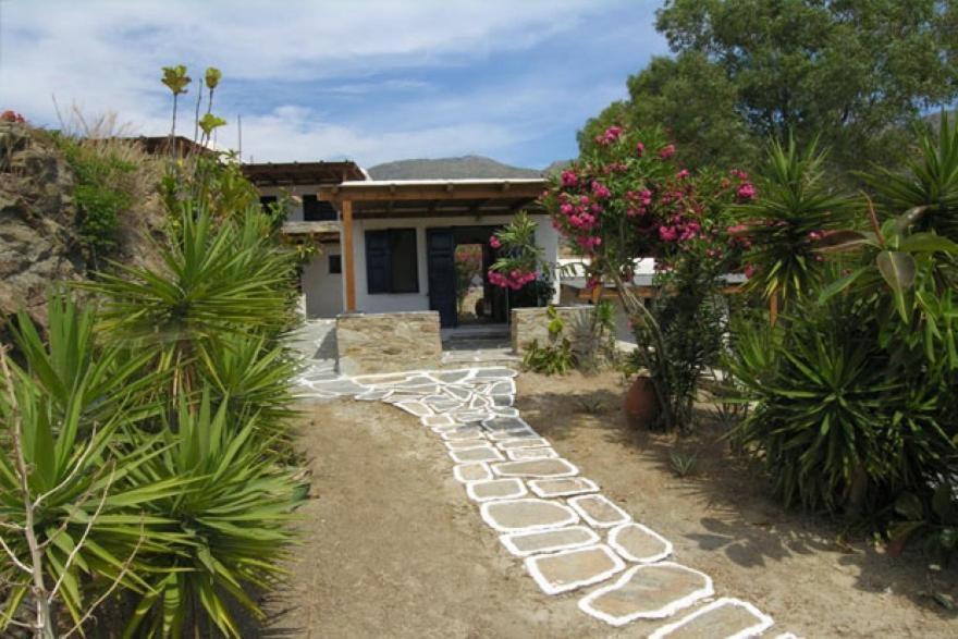 Eva Villa Mylopotas Bilik gambar